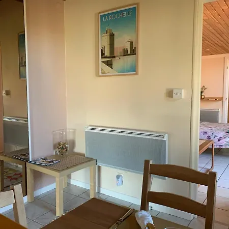 - Vin Rose بيت للعطل Chatenet (Charente-Maritime)