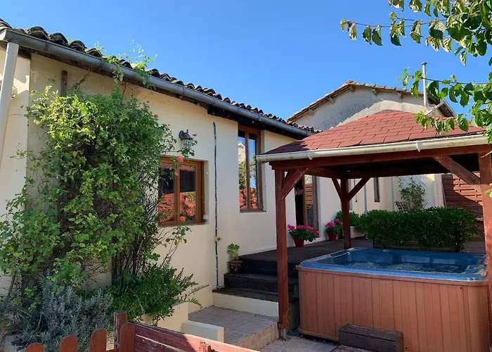 - Vin Rose Nyaraló *