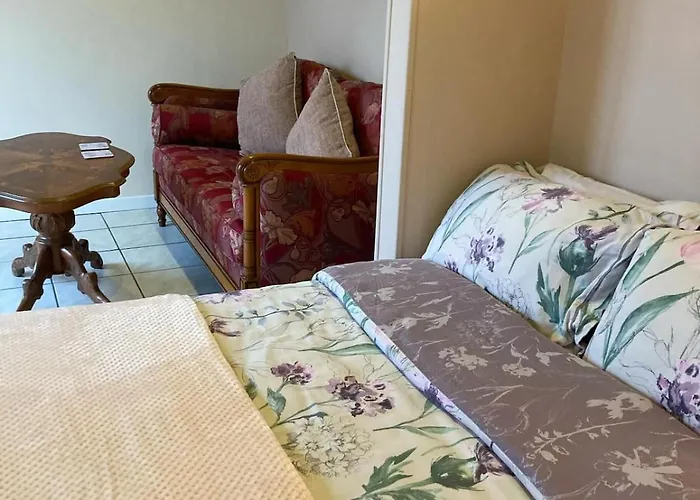 - Vin Rose Nyaraló *